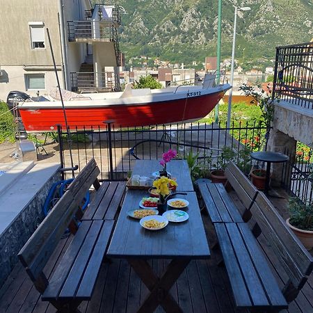 Themis Apart Hotel Kotor Dış mekan fotoğraf
