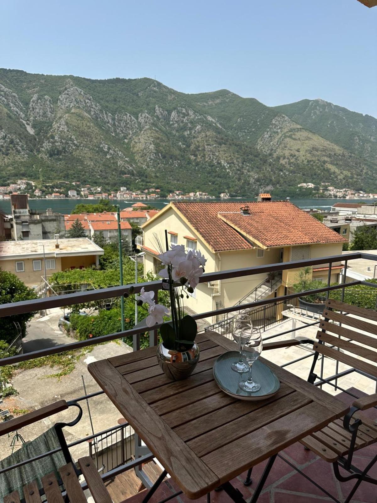 Themis Apart Hotel Kotor Dış mekan fotoğraf