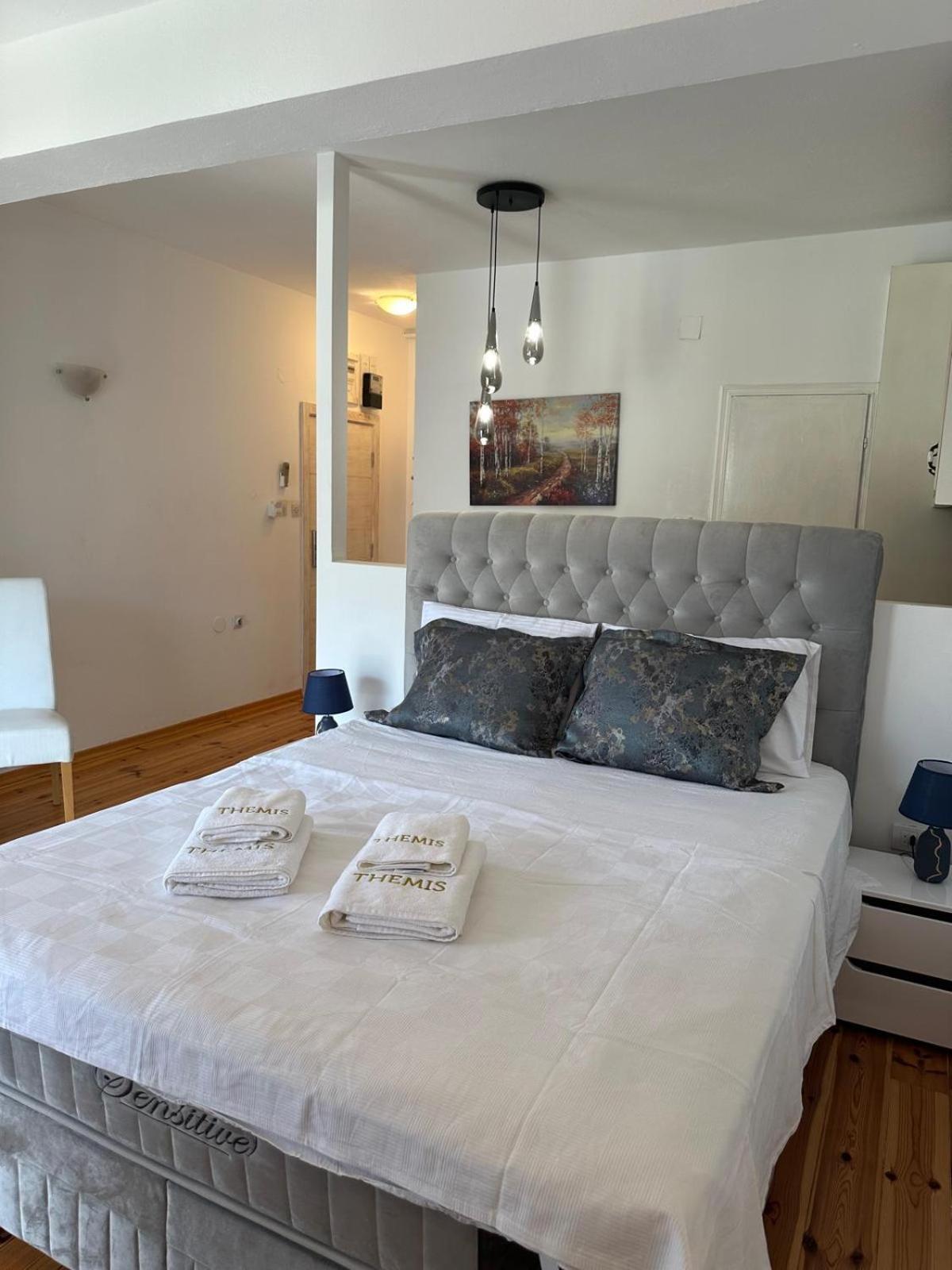 Themis Apart Hotel Kotor Dış mekan fotoğraf